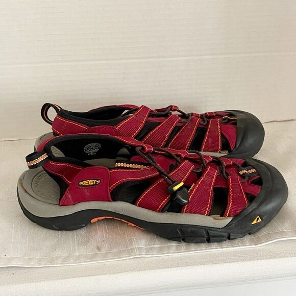 KEEN Newport H2 Red Waterproof sandals Women’s Sz 9.5 - Picture 2 of 6